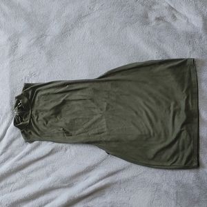 High neck and back cut out dress